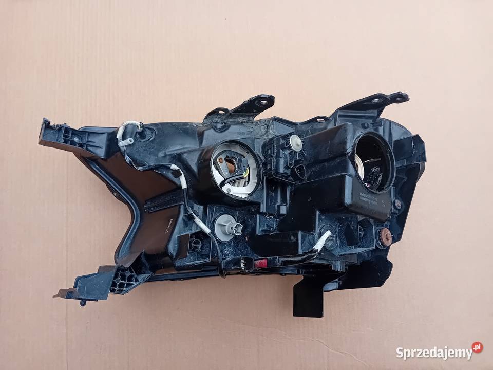 Ford Ranger IV soczewka reflektor lampa prawy Motoryzacja wielkopolskie Przeźmierowo