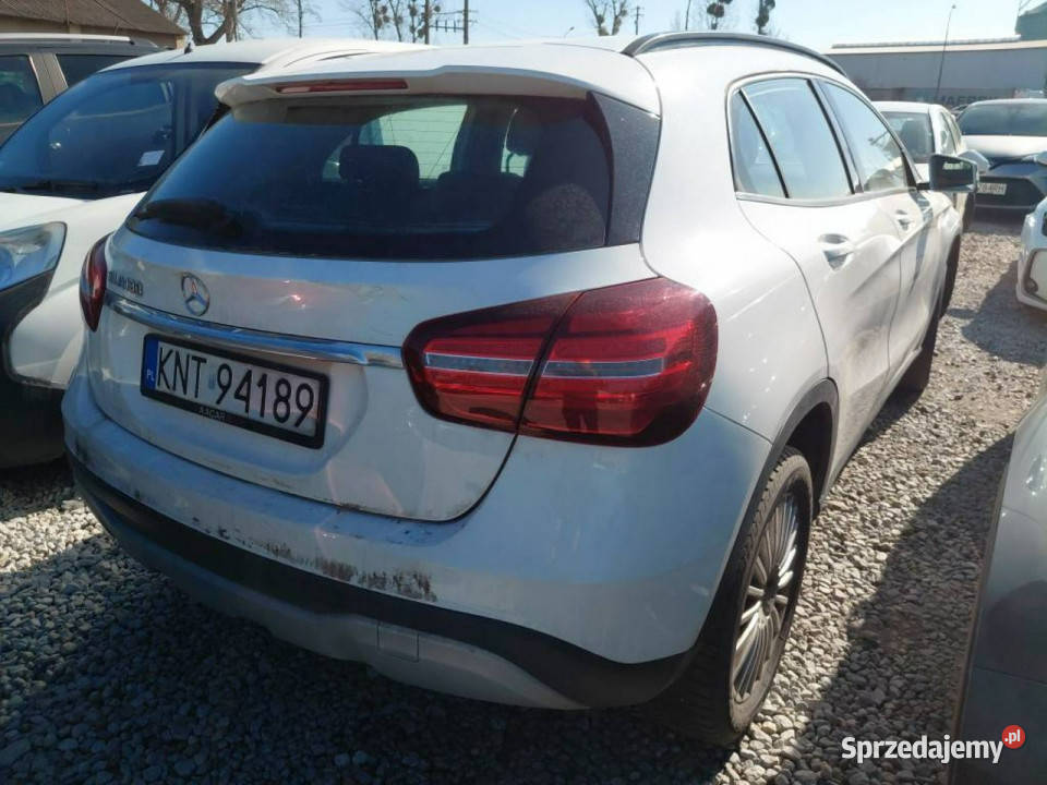 Mercedes GLA 180 4/5 Komorniki sprzedam