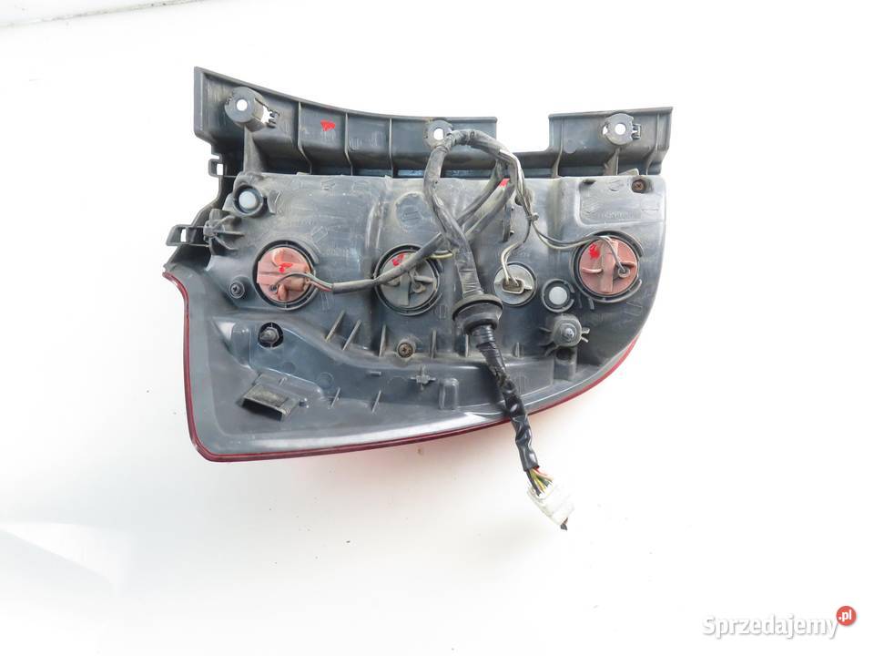 LAMPA PRAWA TYLNA KIA CEED I SW ED 167586 Lampy tylne