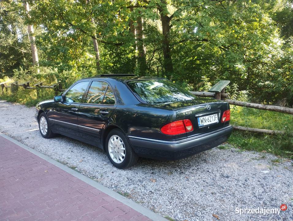 Mercedes E420 V8 Elegance 108 granatowy mazowieckie Piaseczno