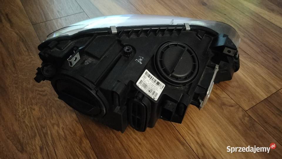 BMW 6 F06 F13 Gran Coupe lampa przednia lewa osobowe dolnośląskie Chocianów