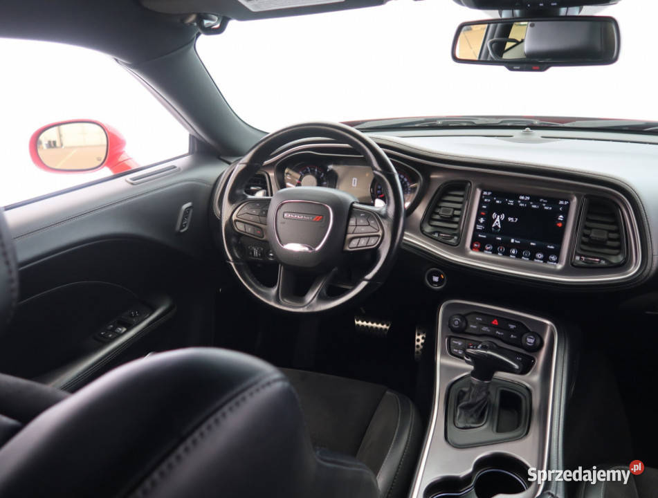 Dodge Challenger 36 V6 97646km Piaseczno