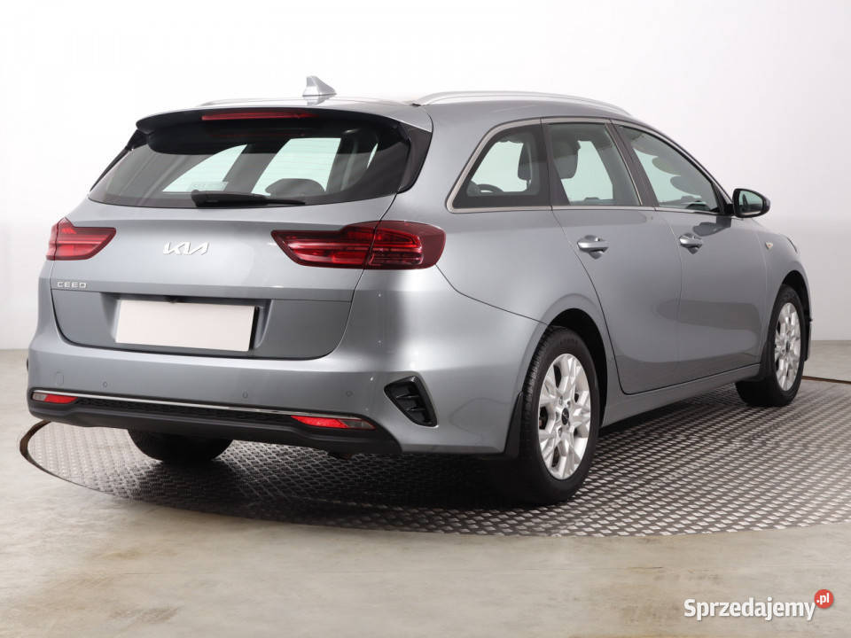 Kia Ceed 15 TGDI MHEV relingi dachowe śląskie Katowice