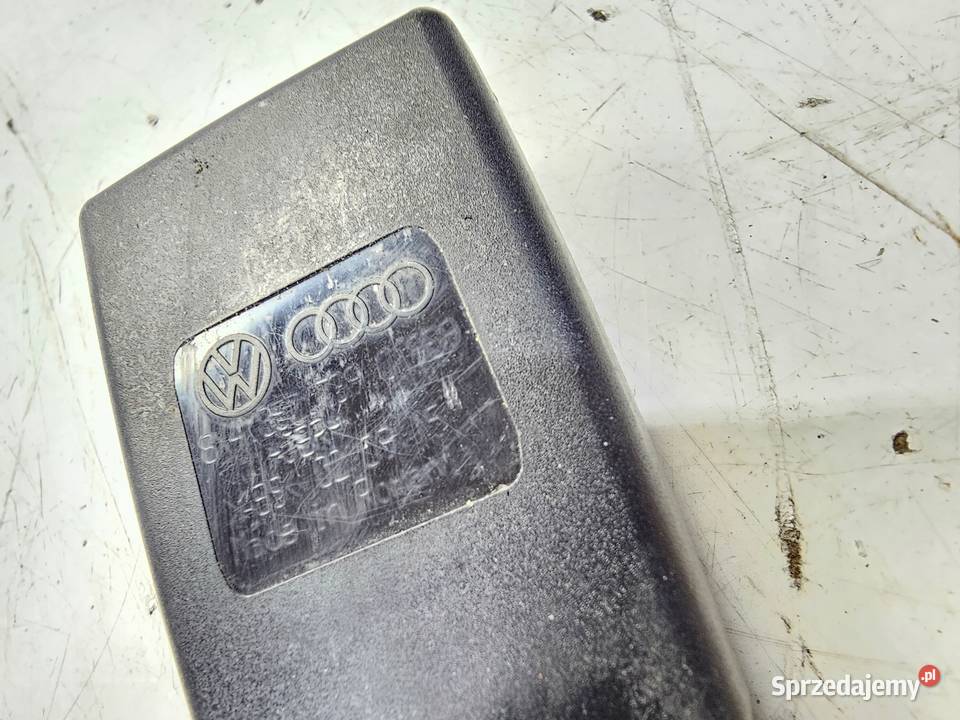 ZAPINKA PASA TYŁ PODWÓJNA AUDI A1 8X 8X4857739C sprzedam