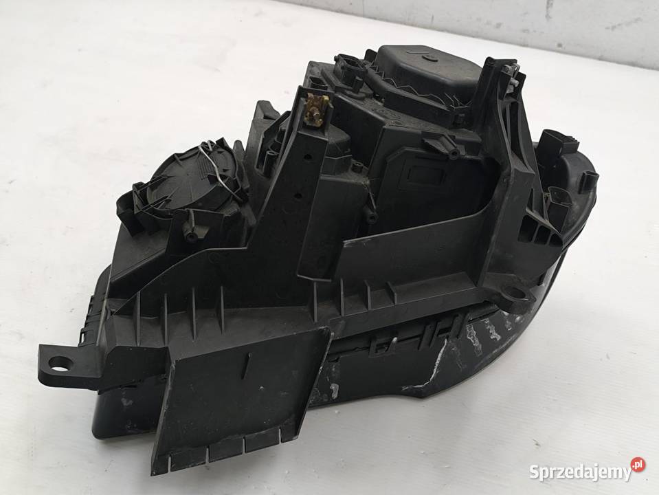 LAMPA PRAWY PRZÓD BMW X3 E83 3418412 osobowe