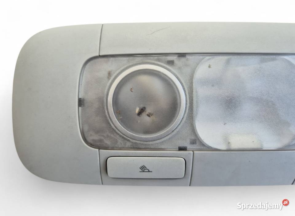 LAMPKA PODSUFITKI OŚWIETLENIE KABINY VW GOLF V osobowe Działoszyce sprzedam