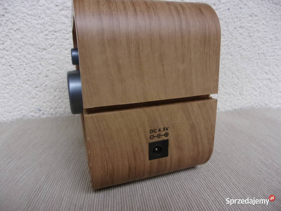 Nie duże radio AMFM z podśet wyświetlaczem na 3 Radioodtwarzacze