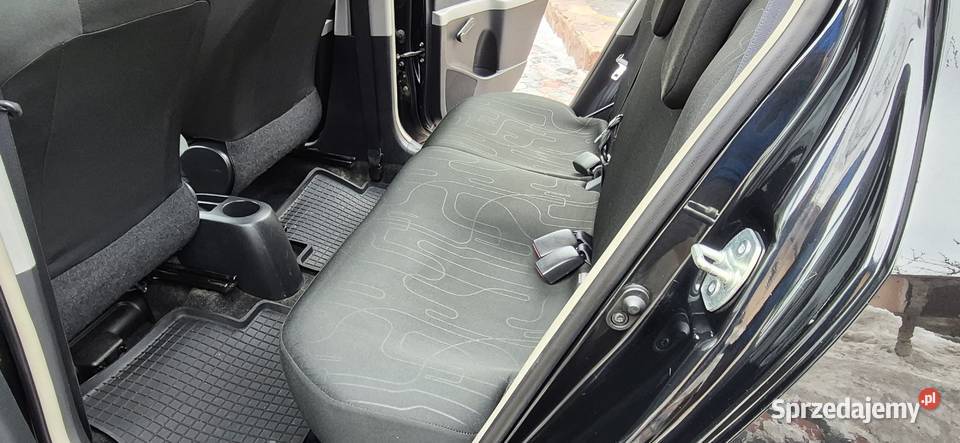 TOYOTA YARIS LIFT 5 DRZWI 1 WŁ 13 VVTi 101 6 CD małopolskie