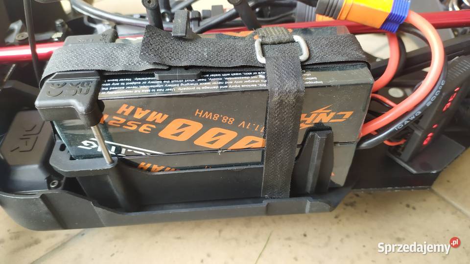 Model RC Arrma Kraton 6s