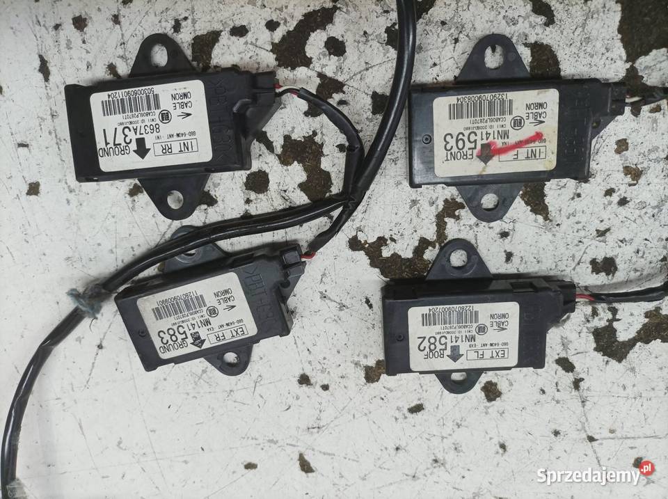 WZMACNIACZ MN141582 MN141583 MN141593 8637A371 świętokrzyskie sprzedam