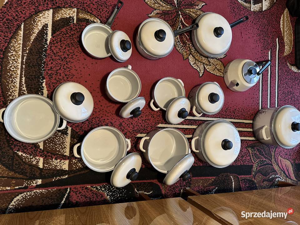 kpl garnków emaliowanych nowy PRL Łęczyca sprzedam