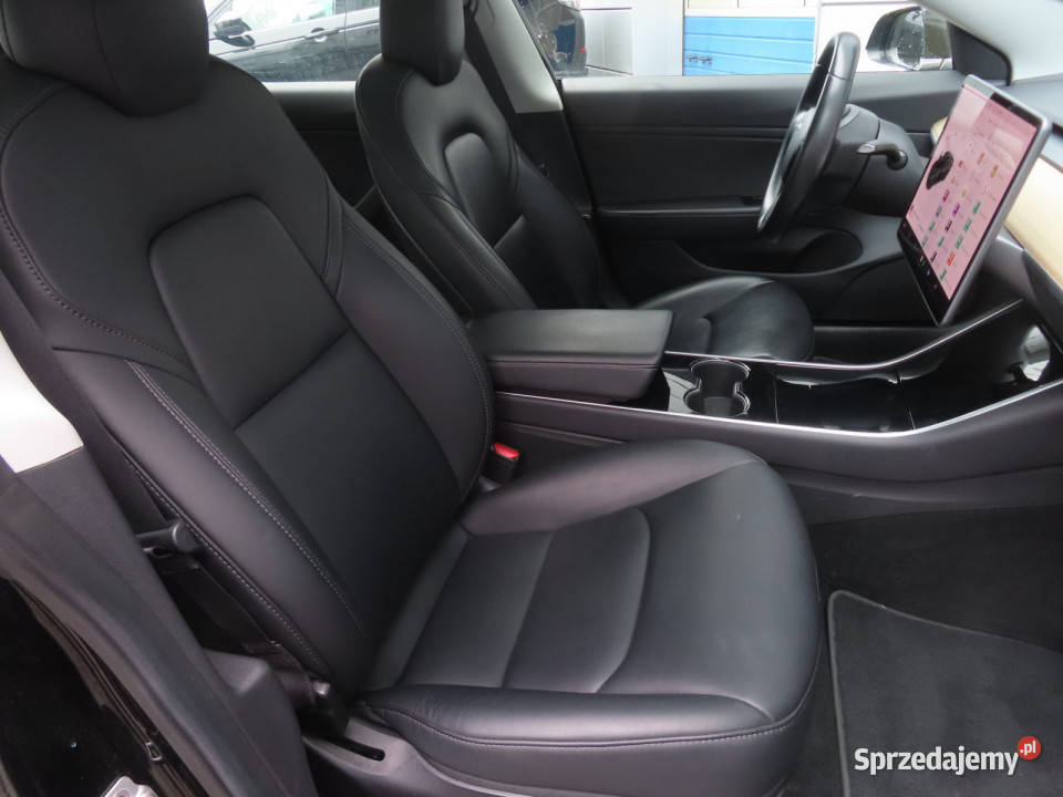 Tesla Model 3 Long Range 4WD 82kWh 324KM Piaseczno
