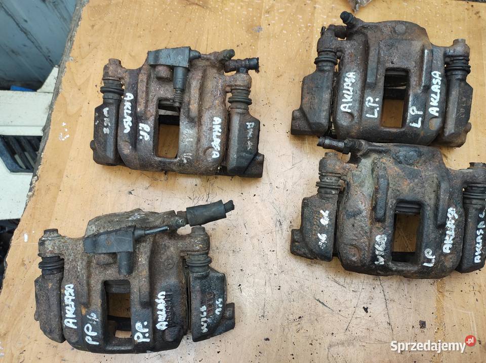 MERCEDES A Klasa W168 zacisk jarzmo przód Motoryzacja świętokrzyskie