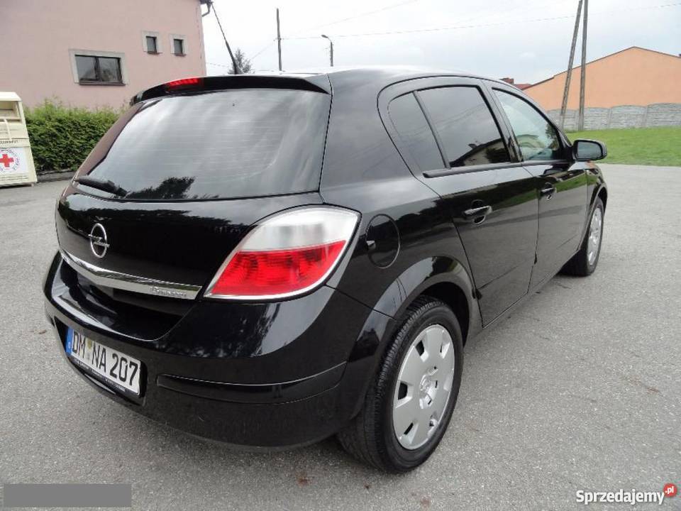 Do sprzedania nieuszkodzony Opel Astra czarny czarny Astra śląskie Żory