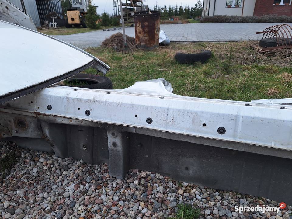 Lexus RX II 0309 próg prawy progi słupek słupki osobowe Motoryzacja Radziejów
