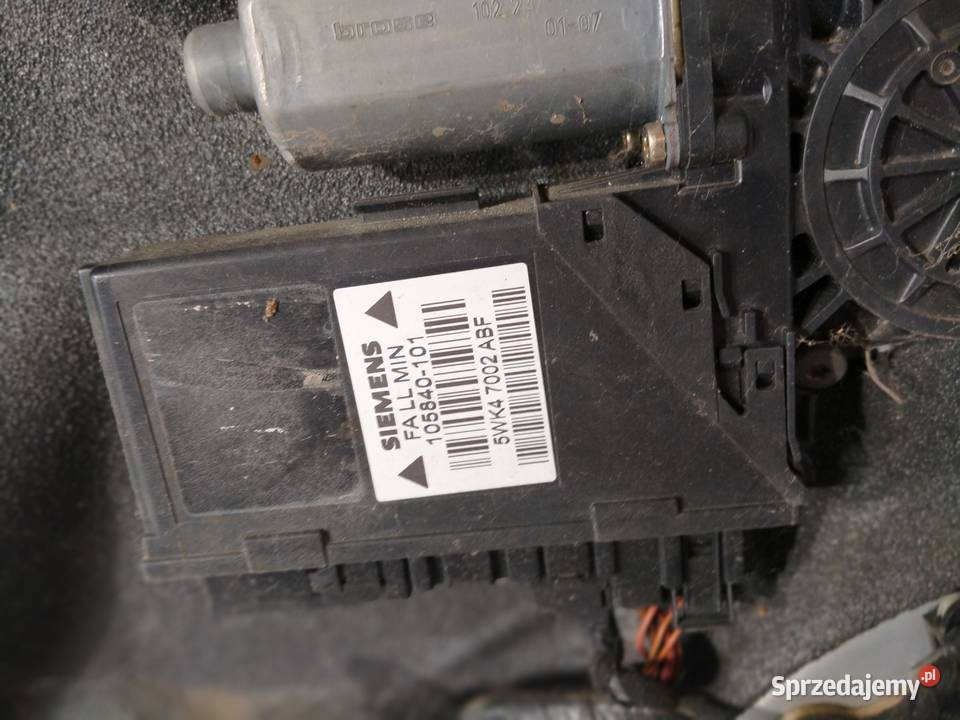 AUDI A4 B6 0104 DRZWI LEWY PRZÓD osobowe śląskie