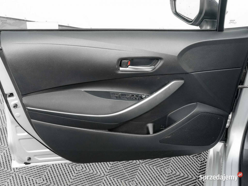 Toyota Corolla GD1A77618 Hybrid Comfort Pakiet 1798cm3 pomorskie sprzedam