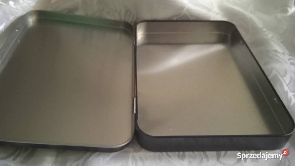 METALOWA KASETKA Z UROCZYM ZDJĘCIEM MATKI czarny wielkopolskie Piła sprzedam