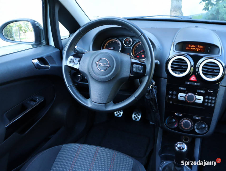 Opel Corsa 14 Hatchback Corsa Piaseczno