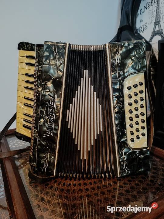 Akordeon Wimpel 24 basy Lipno