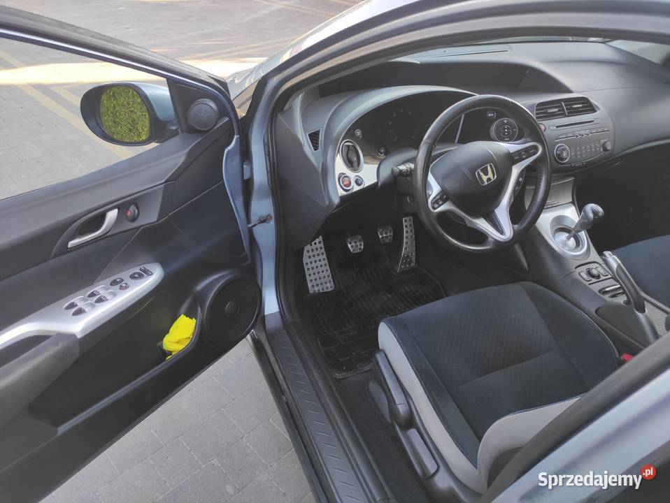 Honda Civic VIII Ufo 18 BLPG Niedrzwica Duża sprzedam