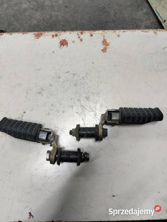 Podnóżki pasażera Kawasaki GPZ 500 sprzedam