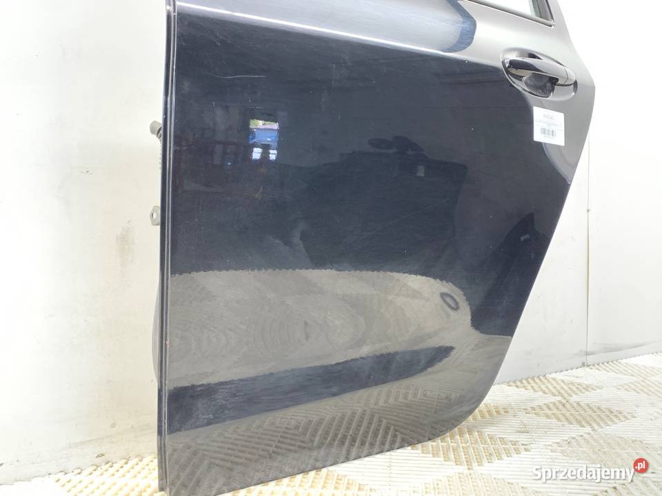 DRZWI LEWY TYŁ TOYOTA YARIS II Hatchback 0514 podkarpackie sprzedam