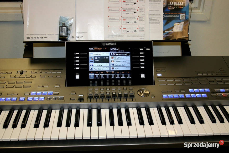 Yamaha Tyros 5 z 61 klawiszami Legnica