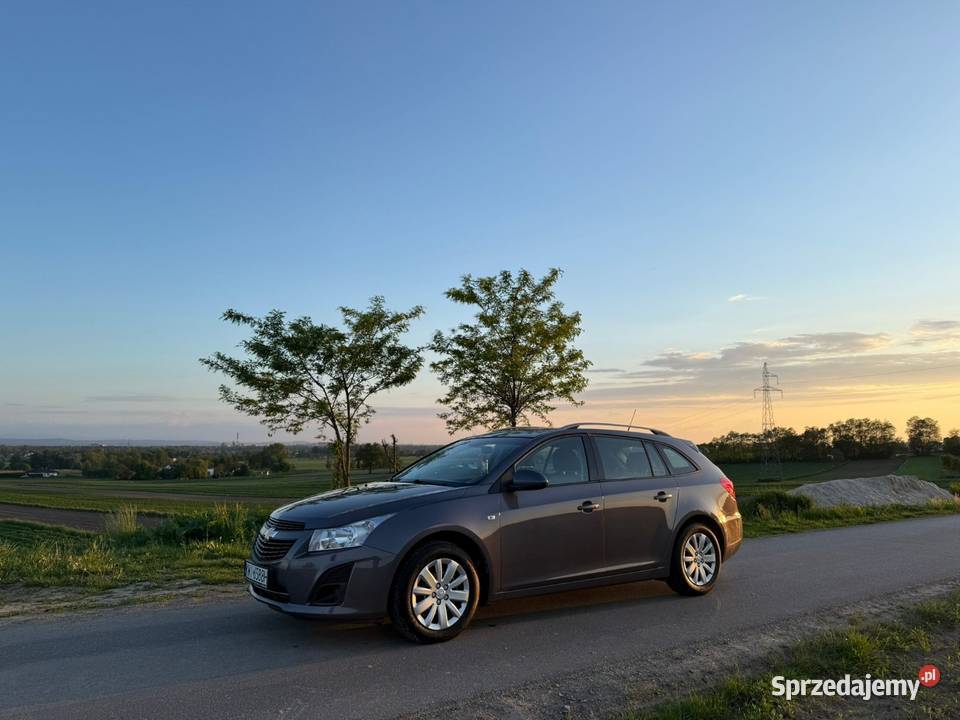 Chevrolet Cruze 2013r 16 16V 124 Benzyna Bez relingi dachowe