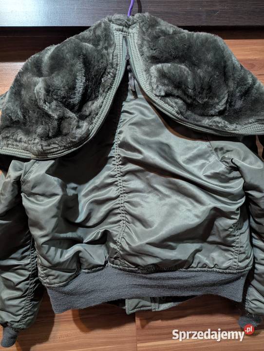 Kurtka wojskowa vintage Bomberka produkt Busko-Zdrój