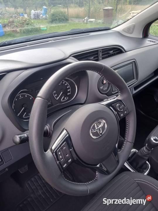 Toyota Yaris 2019 15 111 27 przebiegu nowy isofix Puławy