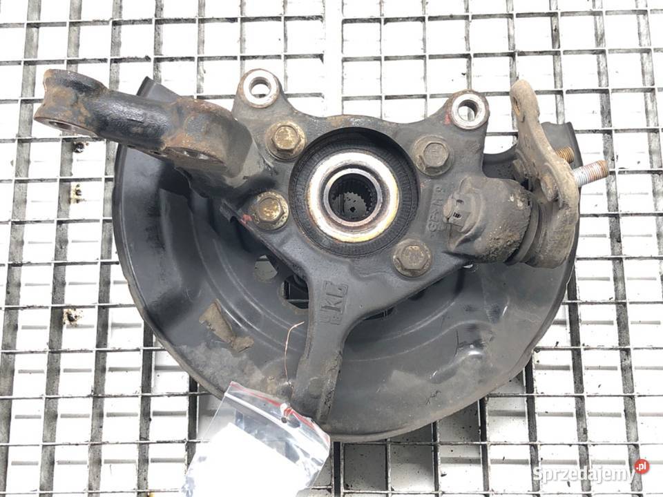 ZWROTNICA LEWY PRZÓD TOYOTA COROLLA E18 16 132