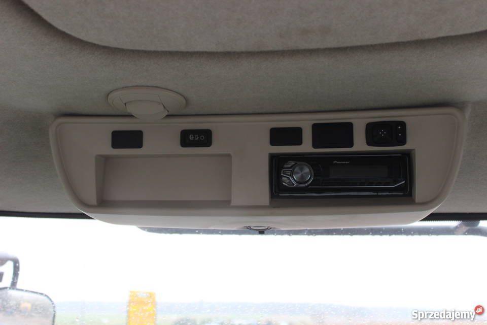 Ciągnik rolniczy John Deere 7215 R nowy Sokoły