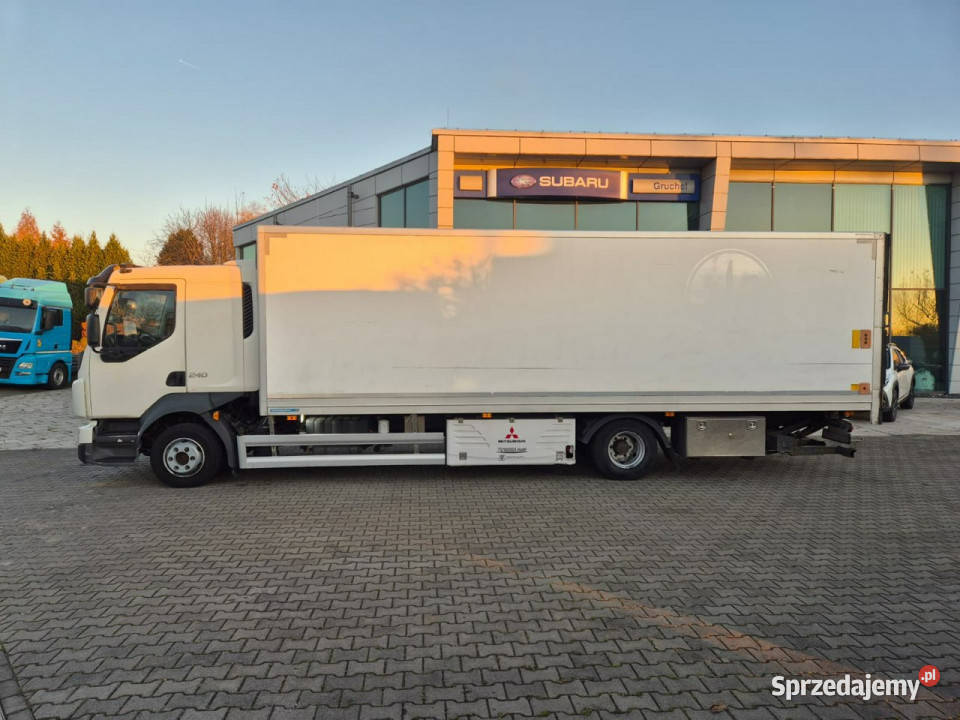 Volvo FL240 Volvo FL 240 4X2 18 EP CHŁODNIA SKAB Łaziska Górne