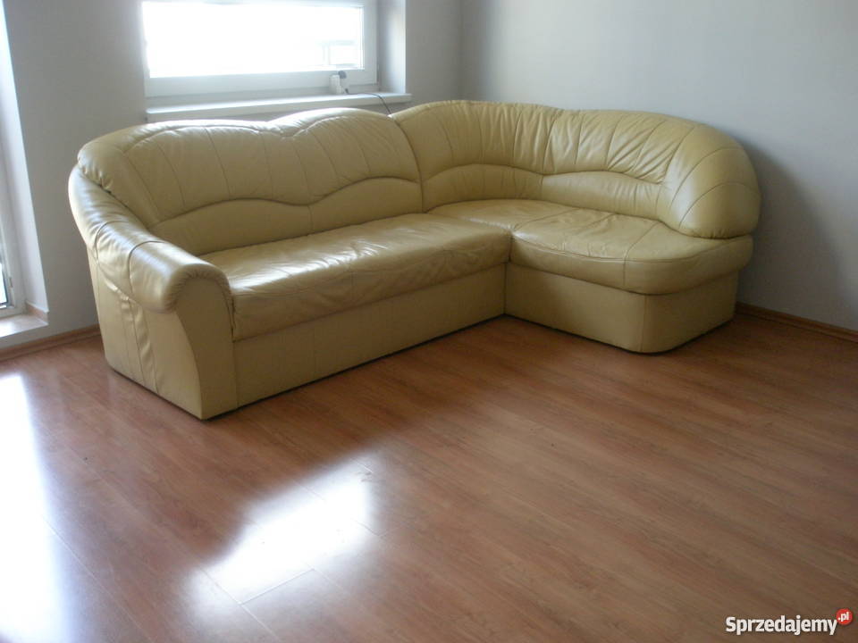 Jasnozolta skorzana sofa z pojemnikiem na poscie Wrocław