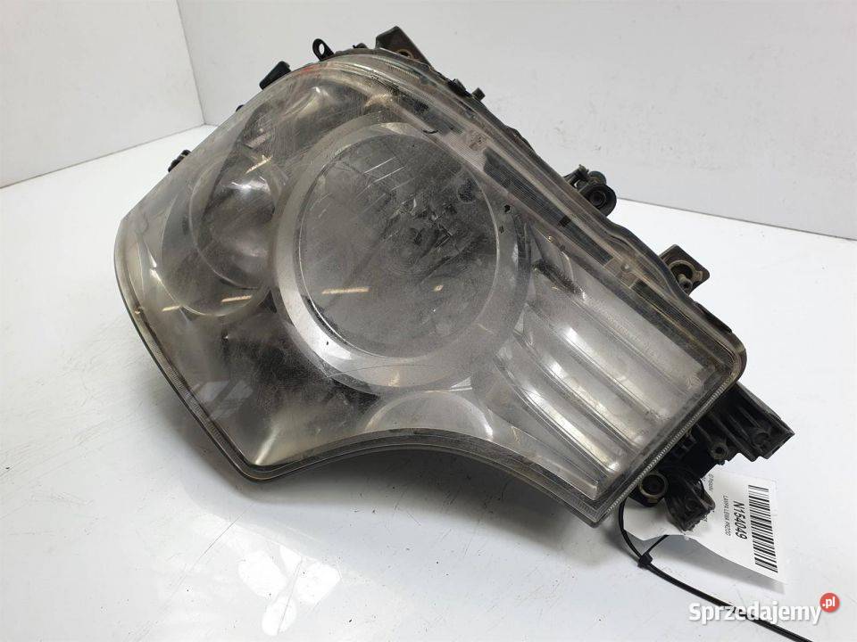 LAMPA LEWA PRZÓD MERCEDES ACTROS 1945