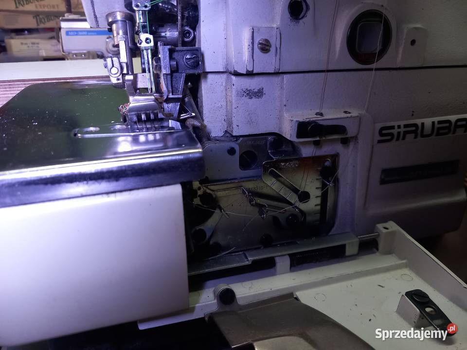 FILMY Overlock z podwójnym transportem owerlok Produkcja