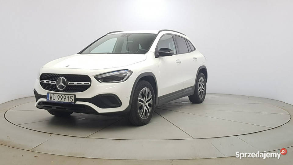 Mercedes GLA 200 d 4Matic Progressive Z przyciemniane szyby