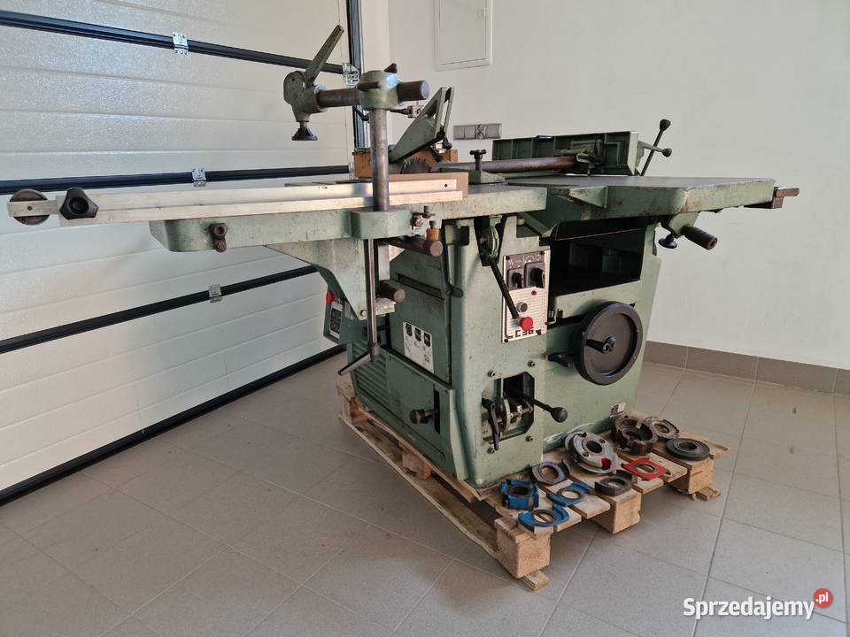Wieloczynnościowa Wyrówniarka Grubościówka Piła podkarpackie Iwierzyce