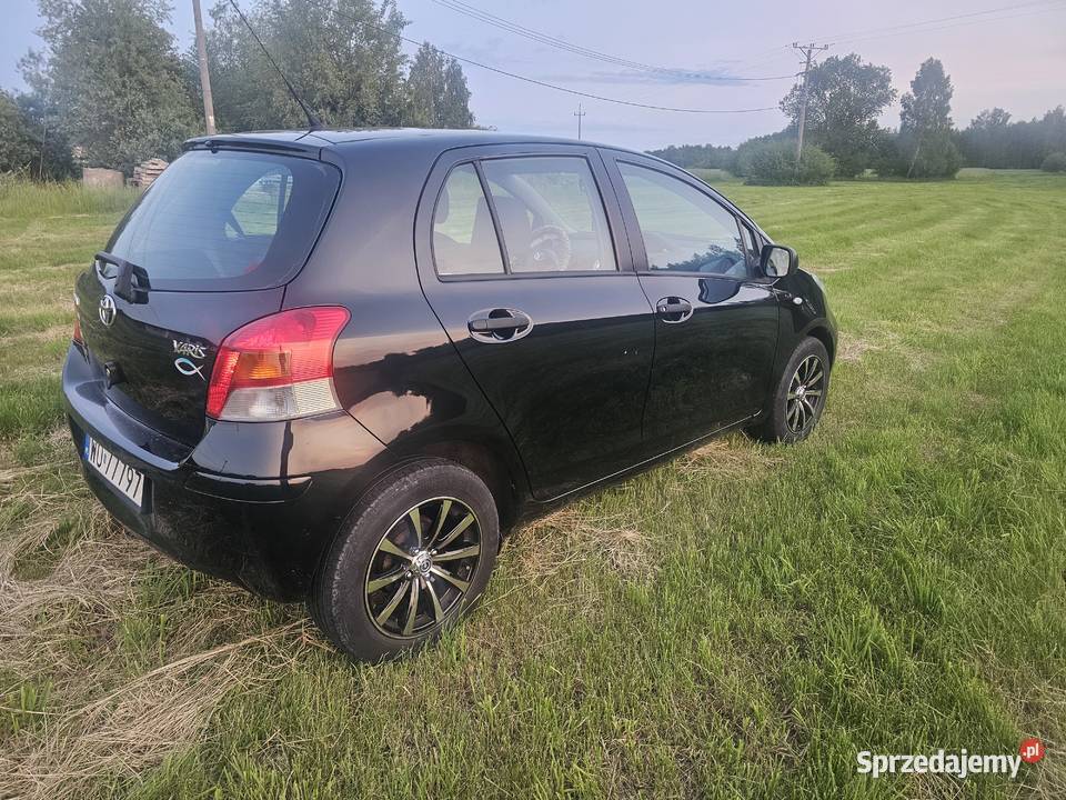 Toyota Yaris 133 benzyna 2009r Ostrołęka