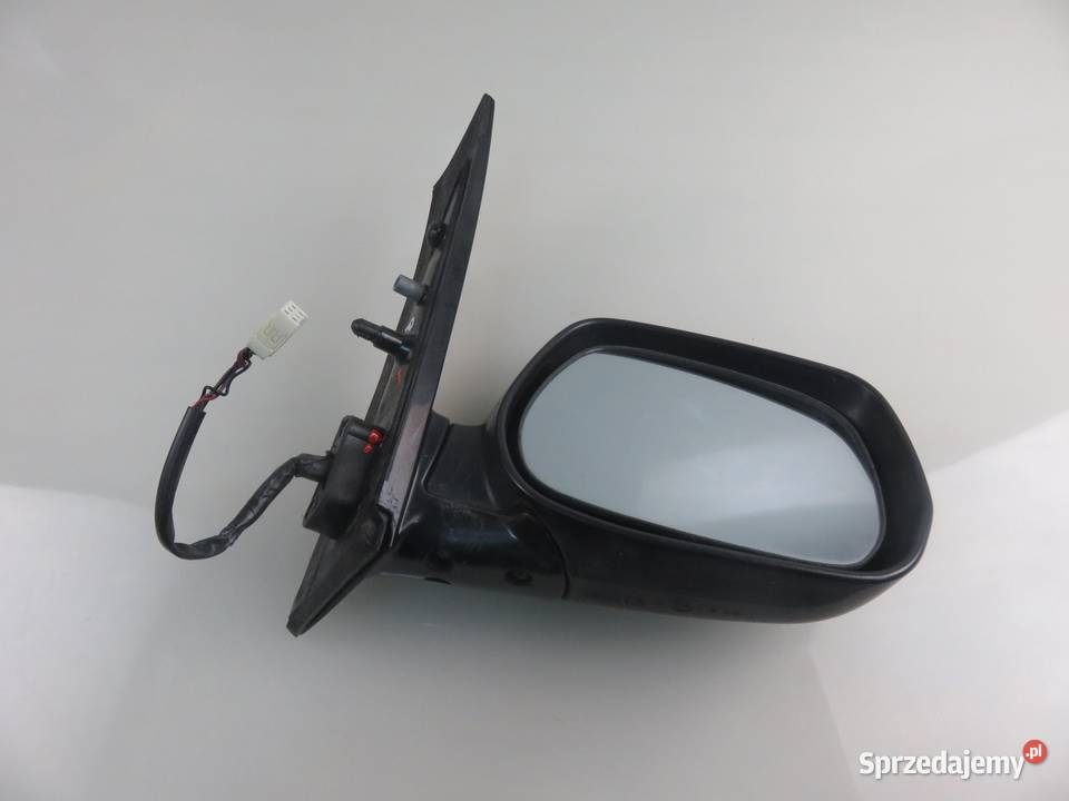 LUSTERKO PRAWE TOYOTA AVENSIS VERSO M2 8P4