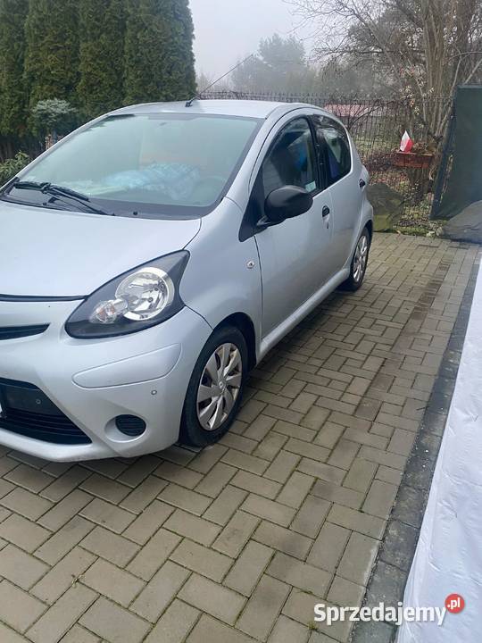 Toyota aygo 10 najlepszy samochod Aygo Kielce