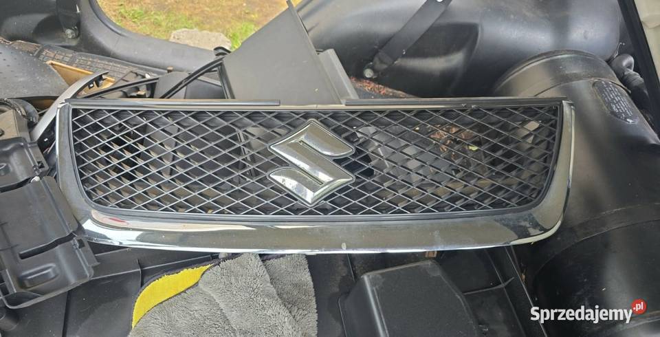 Grill Gril Zderzaka Suzuki Grand Vitara 2 Części samochodowe dolnośląskie Świdnica