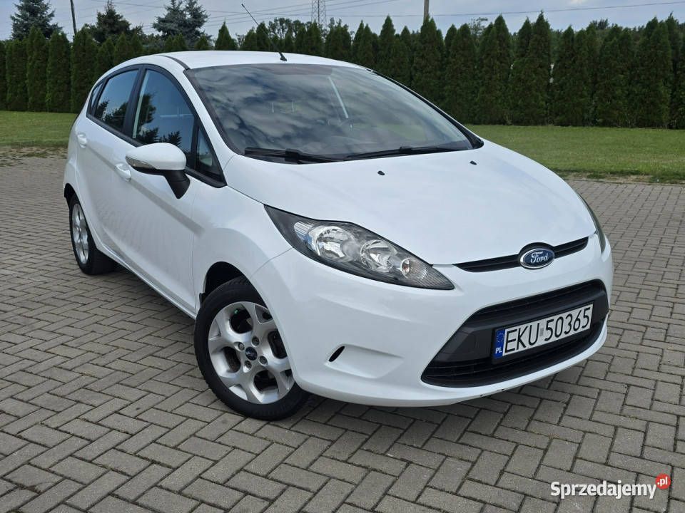 Ford Fiesta 125benz Samochody osobowe łódzkie Kutno sprzedam