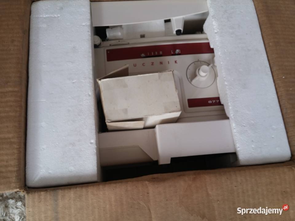 Mszyna do szycia ŁUCZNIK 877 nowa nie używana Mielec