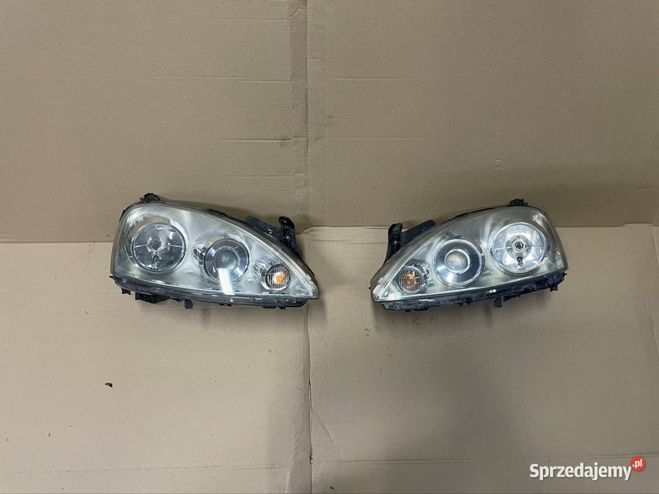 Lampa reflektor przód lewy prawy Opel Corsa c Szczecin