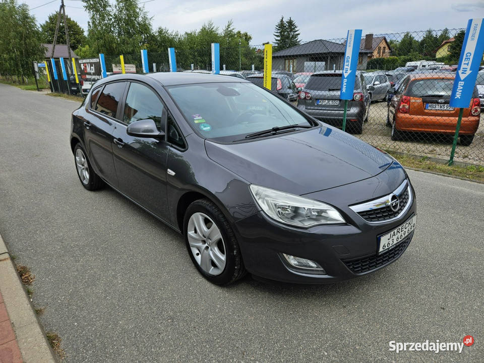 Opel Astra Opłacona Zdrowa Zadbana Serwisowana szary