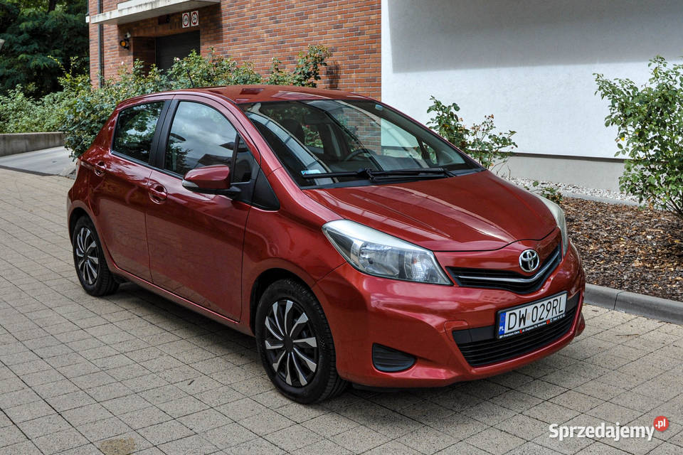 Toyota Yaris 13 Salon Bezwypadkowy 1329cm3 Wrocław