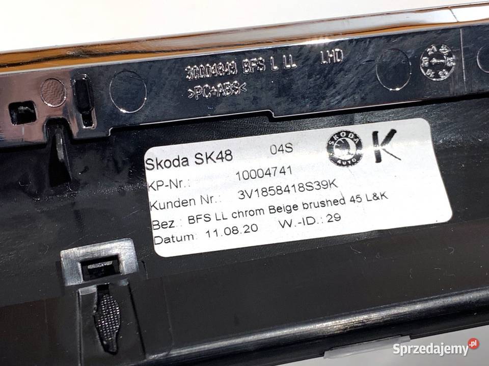 LISTWY DEKOR SKODA SUPERB III 3V1858418R Kombi podkarpackie