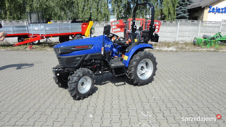 Ciągnik Sadowniczy Komunalny Farmtrac 26 farmatrak